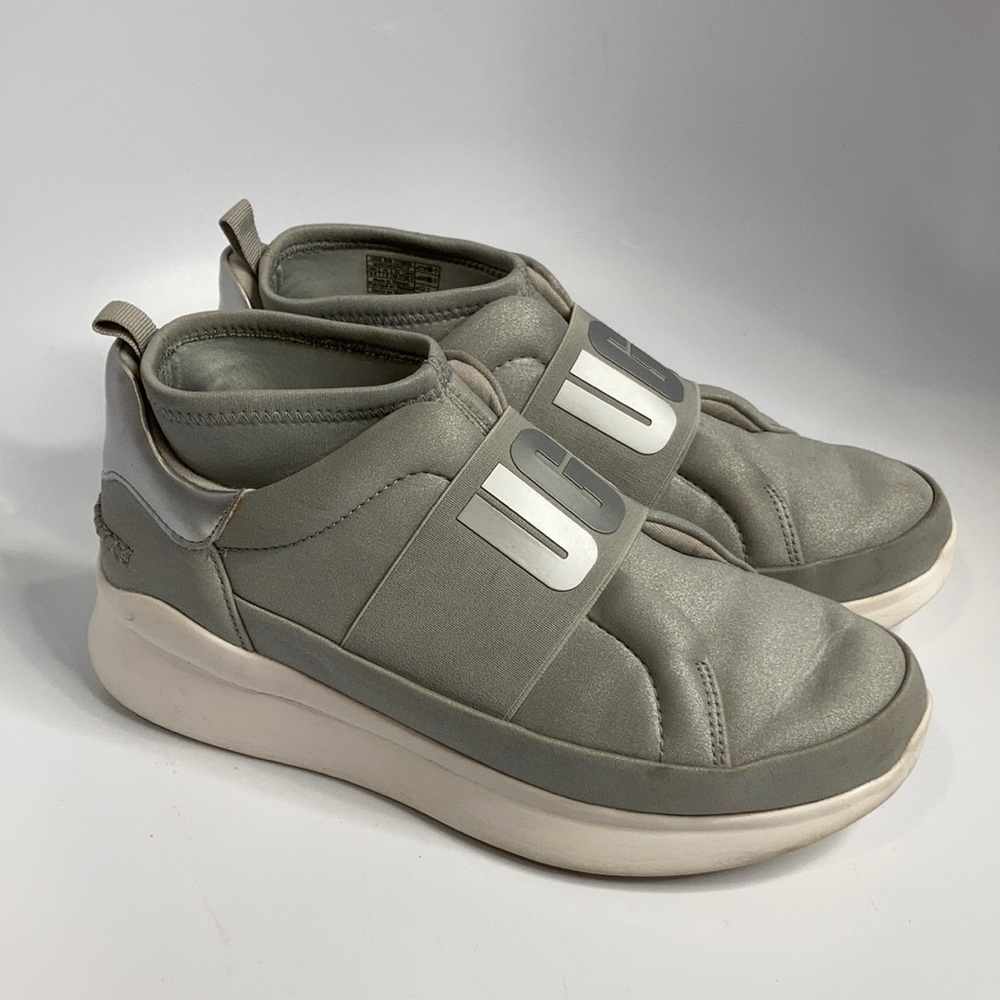UGG Neutra Metallic Treadlite‎ by UGG size 9.5